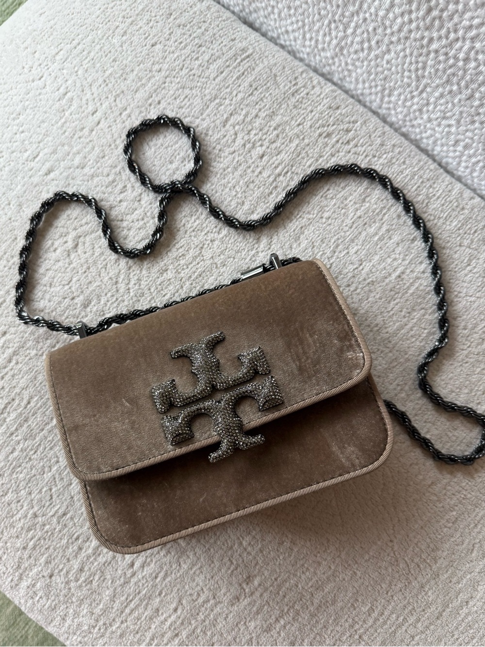Tory Burch small Eleanor EUC